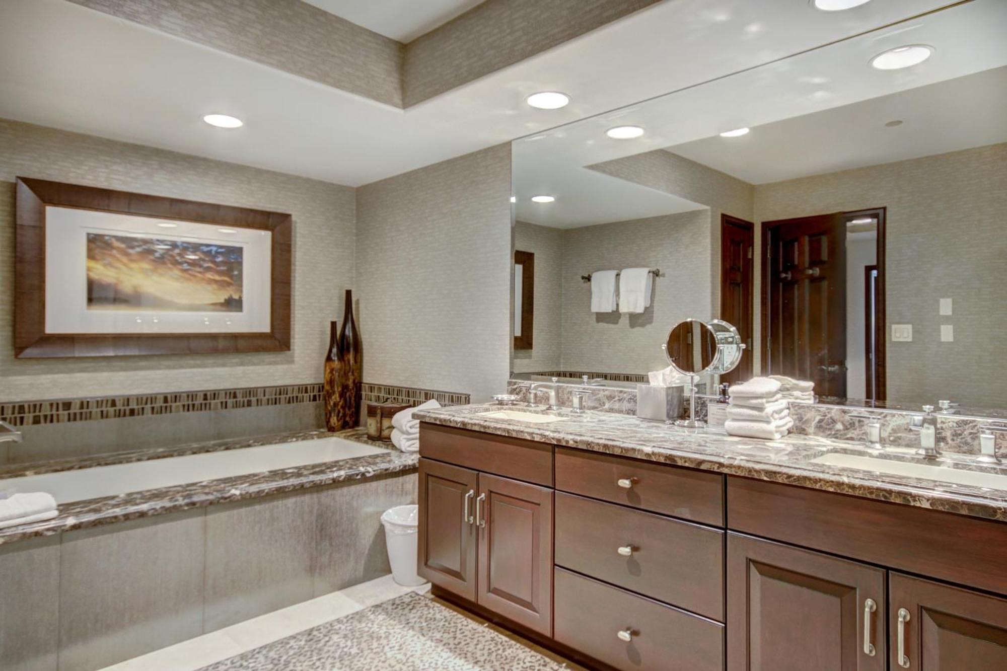 Luxury Ski-In 3 Bedroom Penthouse Inside Pines Lodge, Sleeps 10! Condo Beaver Creek Exterior photo